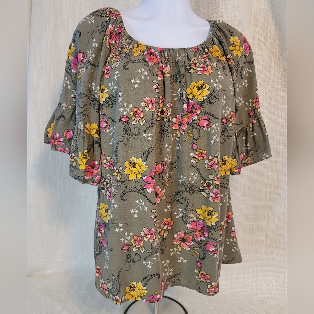Plus size ladies blouse